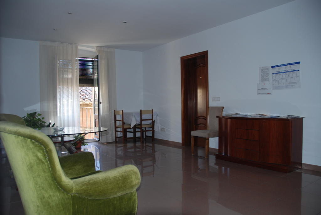 Pensio Viladomat Girona Exterior photo