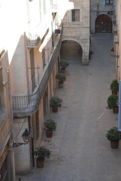 Pensio Viladomat Girona Exterior photo